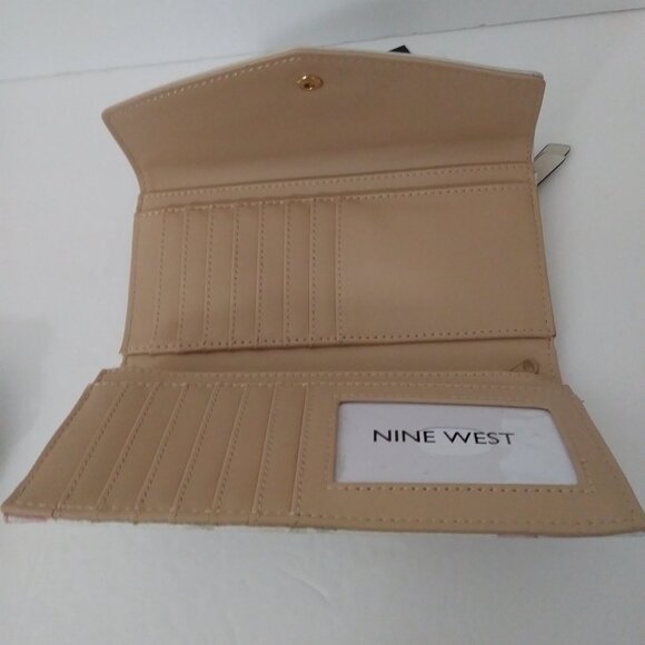 Nine West Norah Floral Beige Tri-fold Wallet - Picture 13 of 14